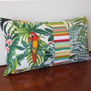🎉HP🎉 Tropical Garden Lumbard pillow + insert